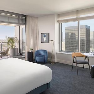 One-Bedroom King Studio Suite Harbour View
